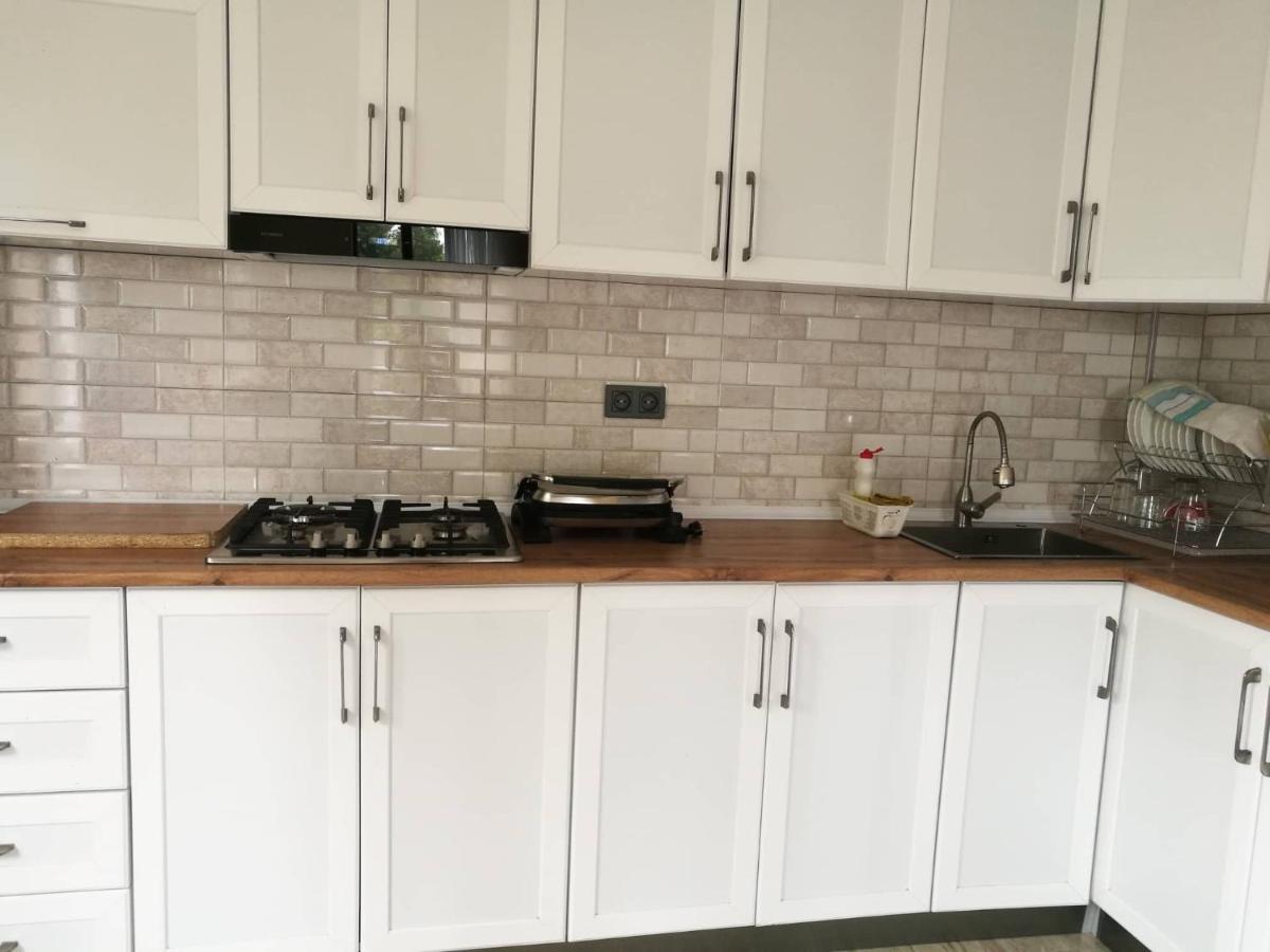 קובולטי Mate'S Guest House מראה חיצוני תמונה